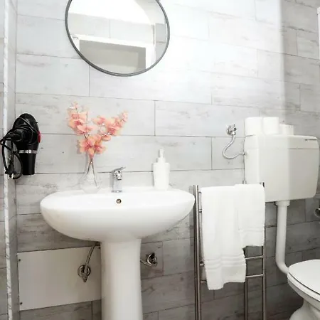 Interno1 Policlinico 3* 바리