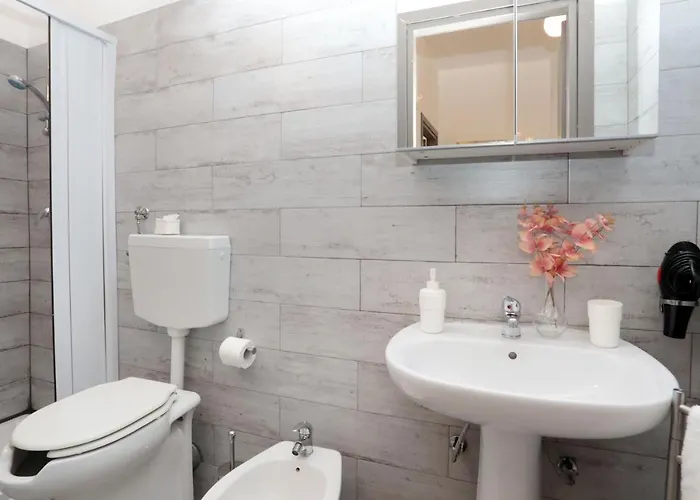 Interno1 Policlinico بيت ضيافة